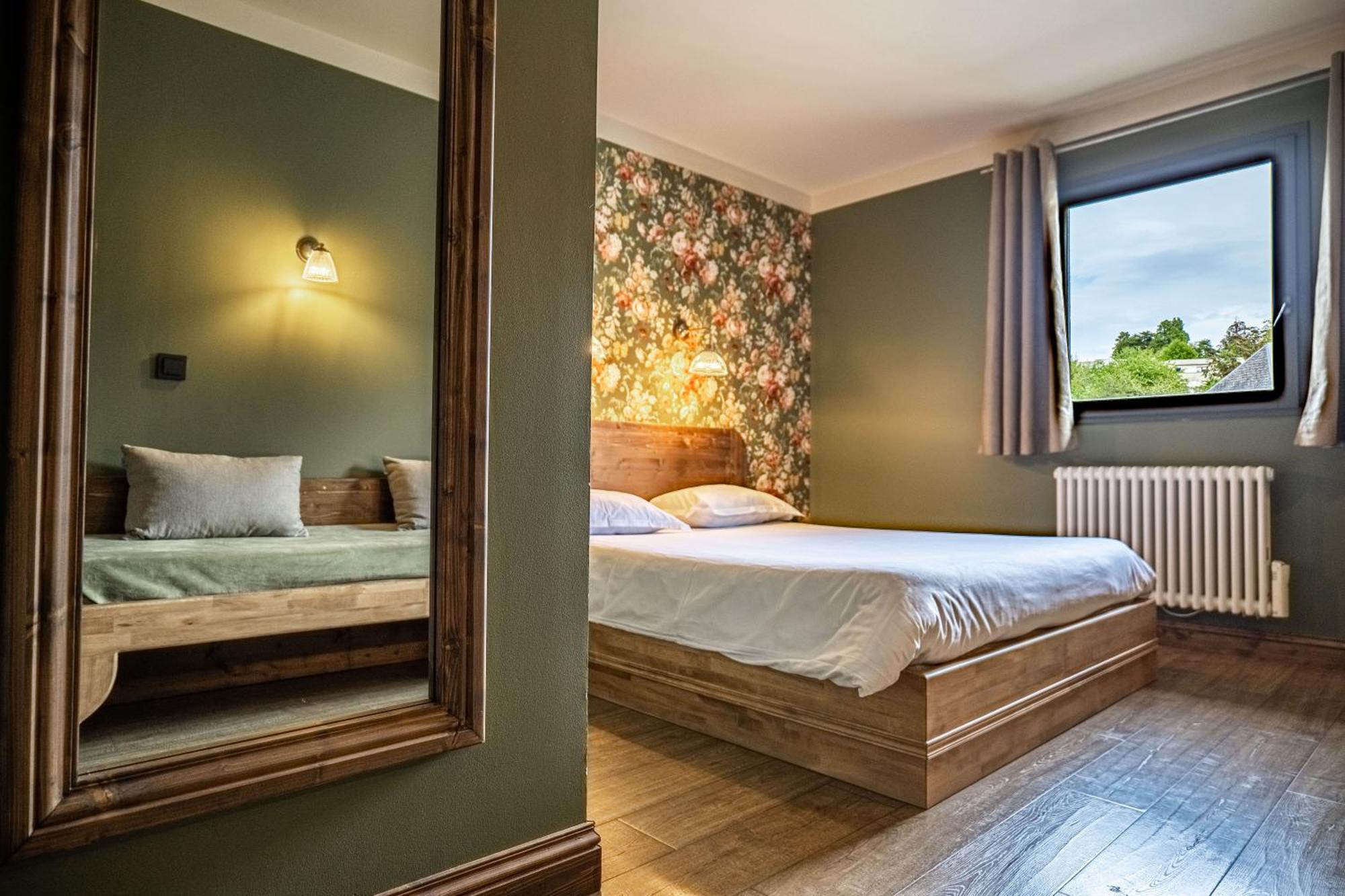 La Maison Rouge Chambéry Eksteriør bilde