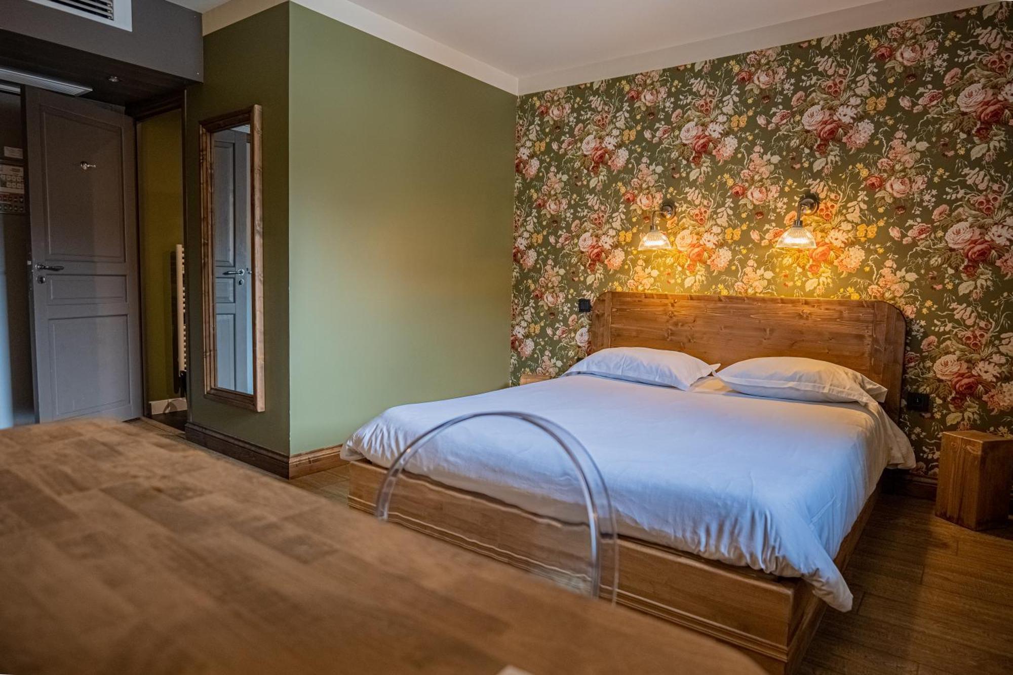 La Maison Rouge Chambéry Eksteriør bilde