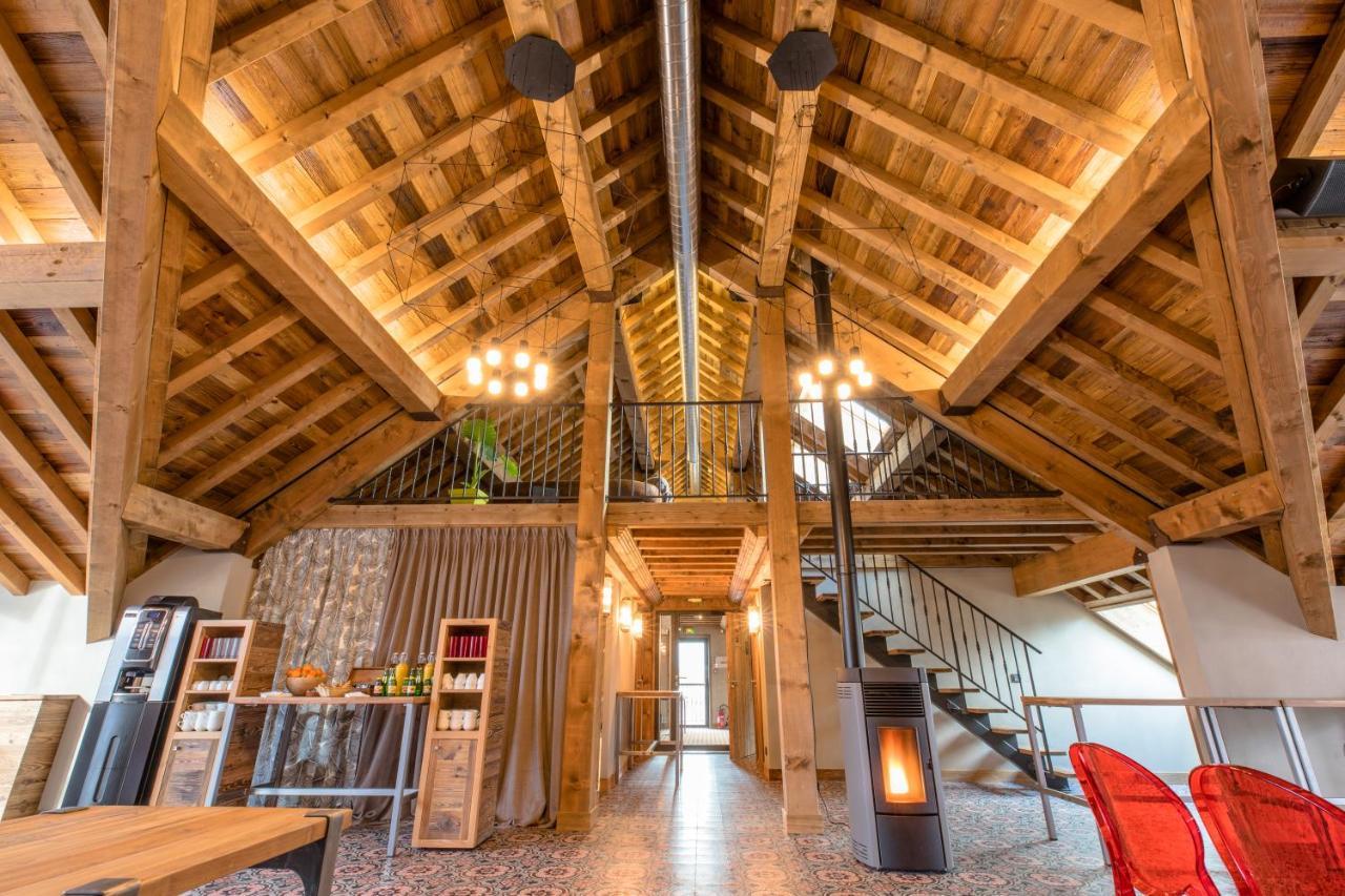 La Maison Rouge Chambéry Eksteriør bilde