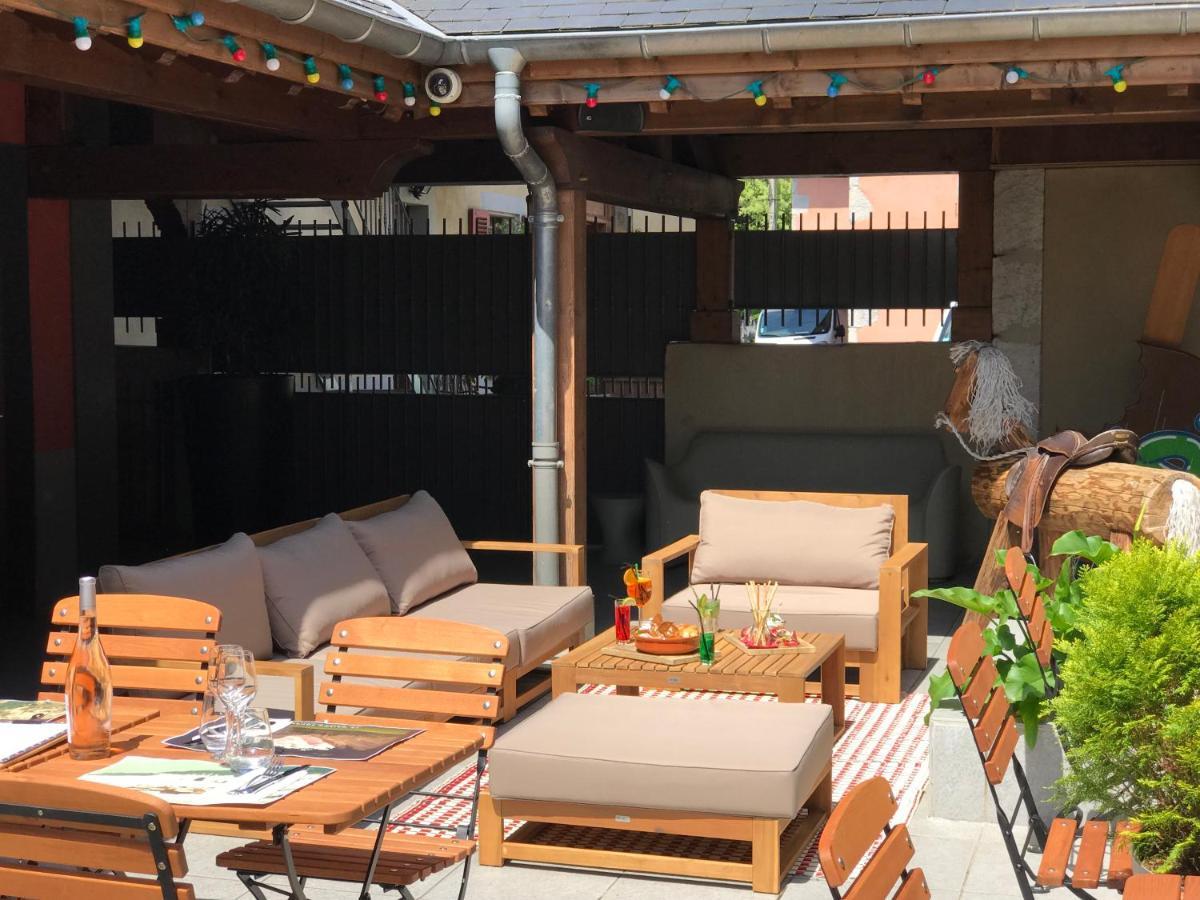 La Maison Rouge Chambéry Eksteriør bilde