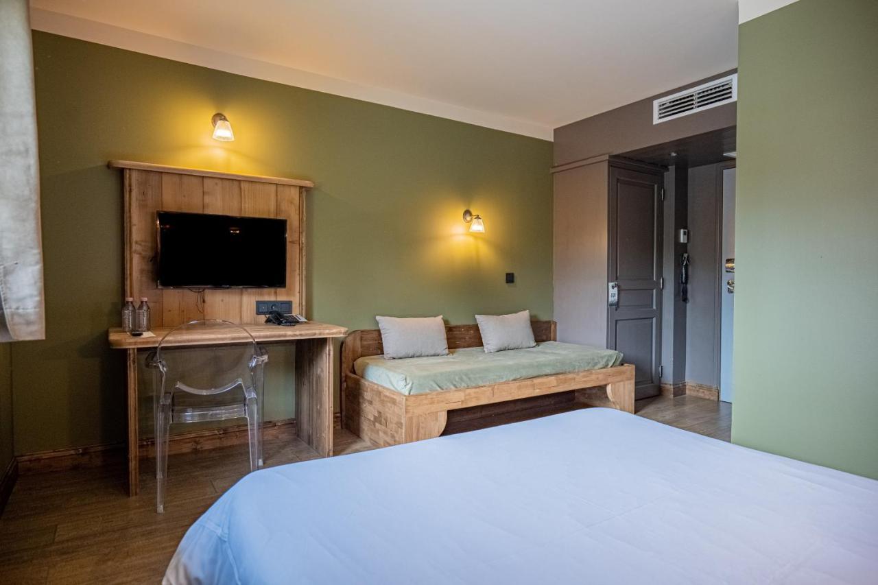 La Maison Rouge Chambéry Eksteriør bilde